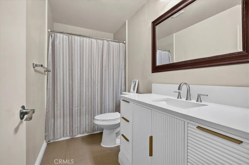 1189 Sunflower Covina, CA 91724