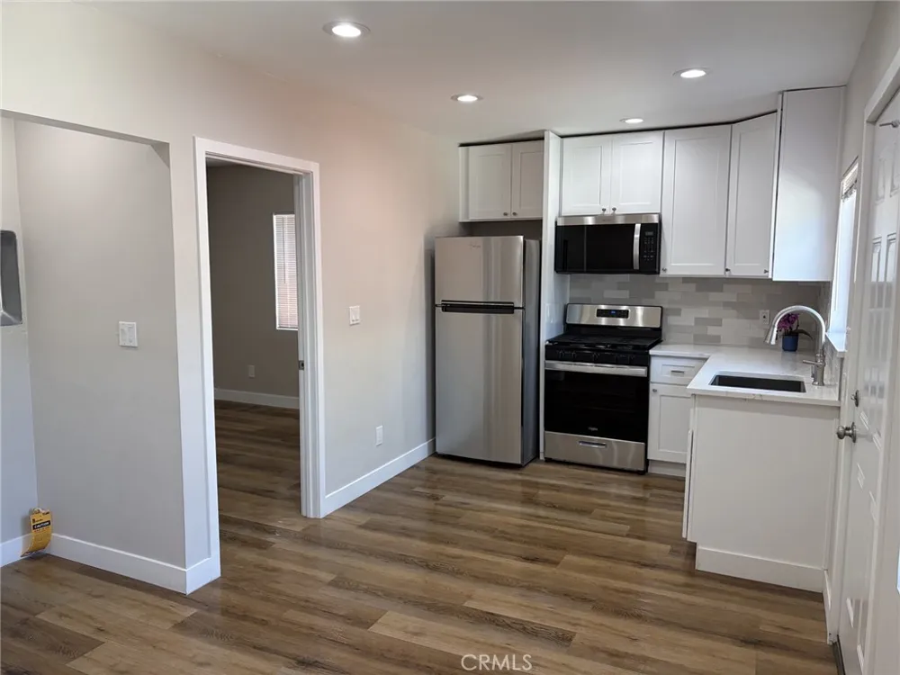 12621 Izetta Avenue Downey, CA 90242