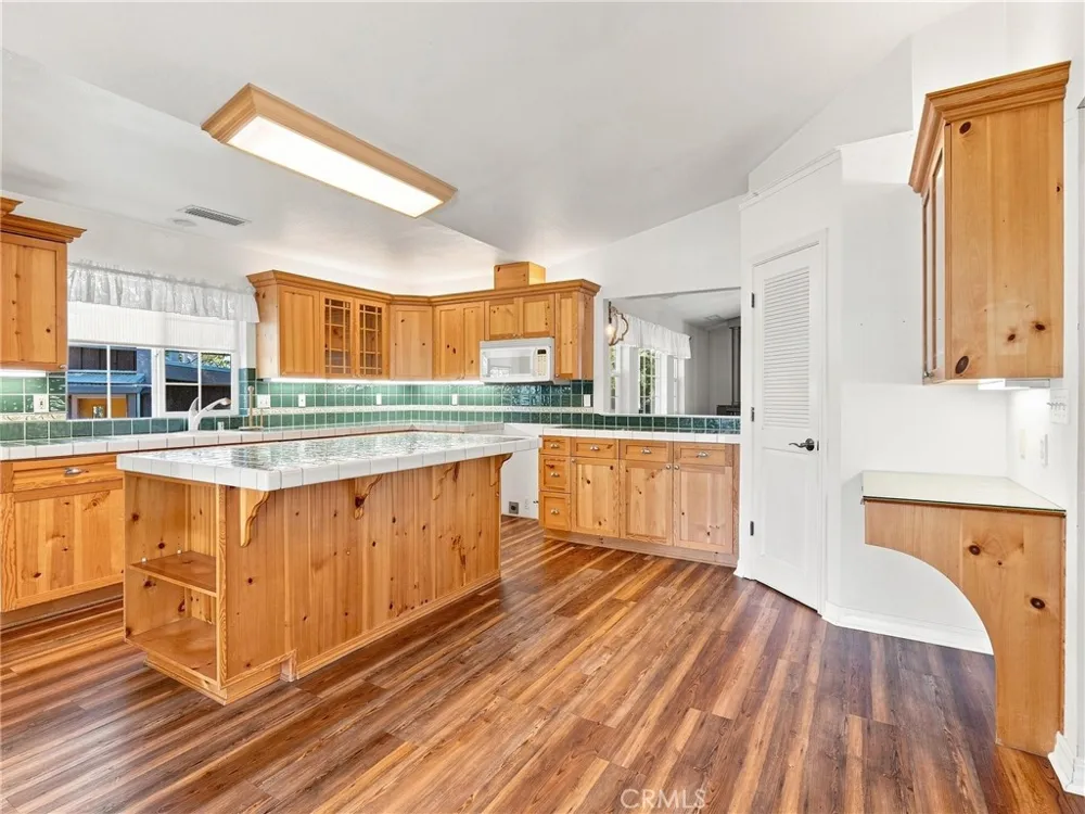 39482 Chickadee Bass Lake, CA 93604