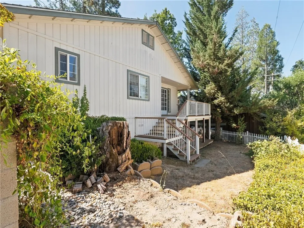 39482 Chickadee Bass Lake, CA 93604