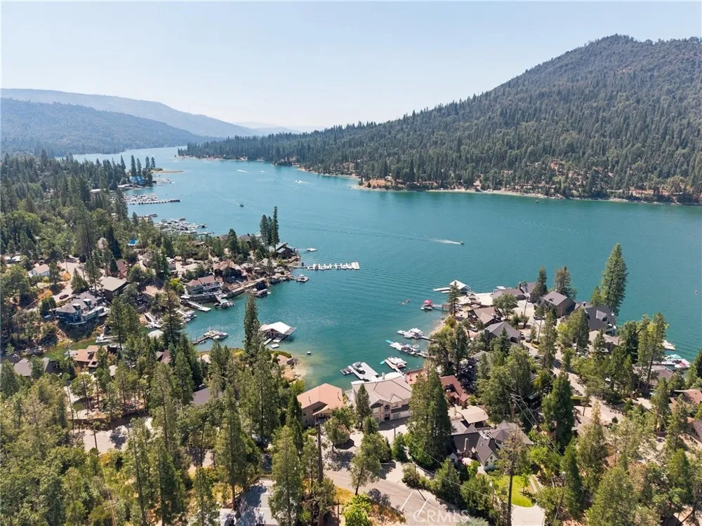 39482 Chickadee Bass Lake, CA 93604
