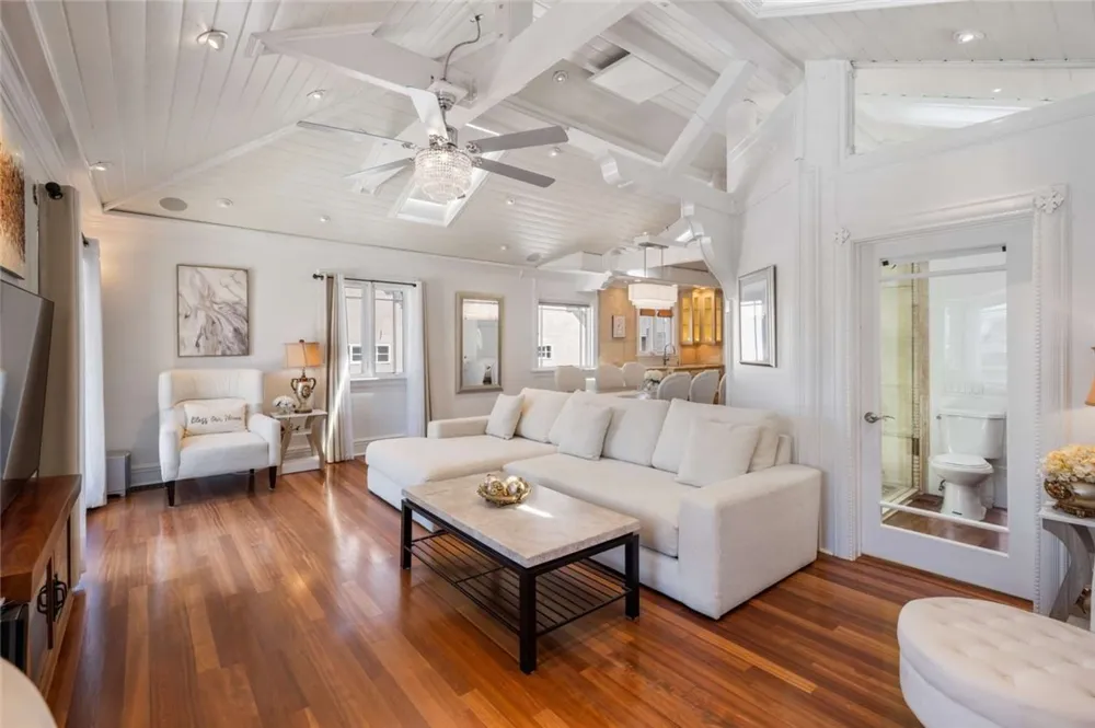 1285 W 23rd Street San Pedro, CA 90731