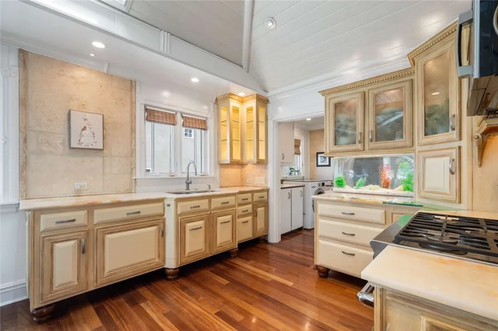 1285 W 23rd Street San Pedro, CA 90731