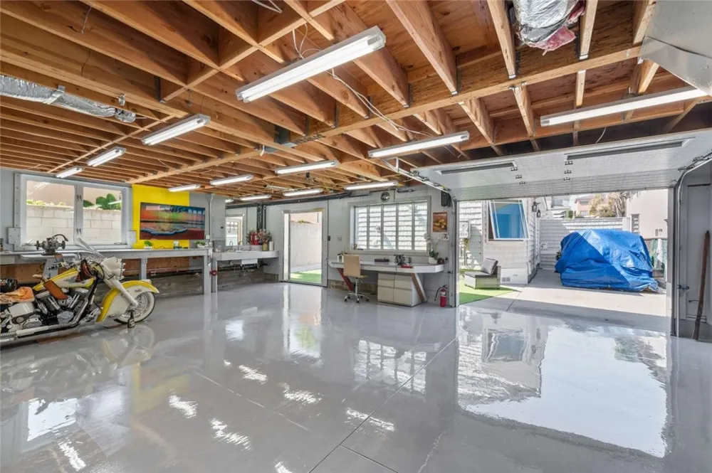 1285 W 23rd Street San Pedro, CA 90731