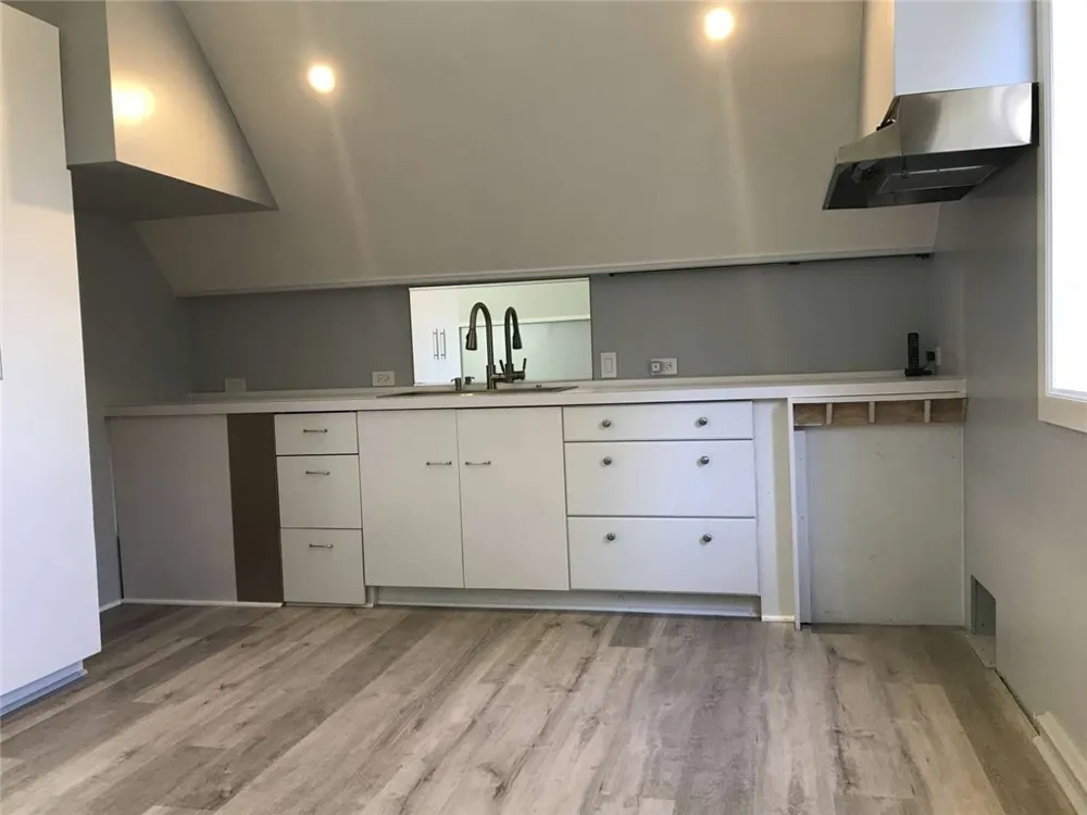 1285 W 23rd Street San Pedro, CA 90731