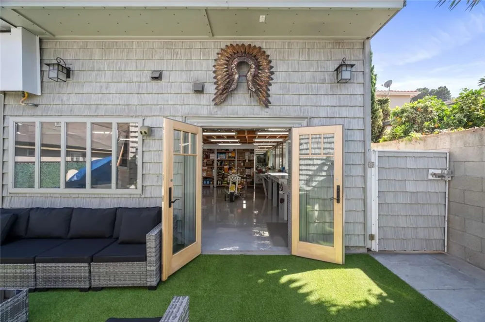 1285 W 23rd Street San Pedro, CA 90731