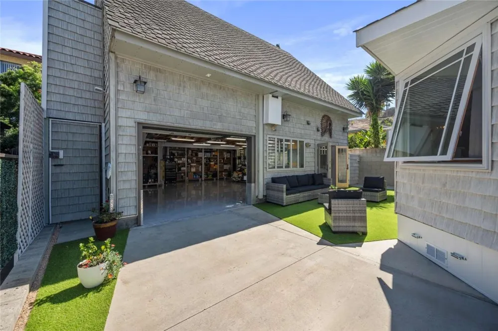 1285 W 23rd Street San Pedro, CA 90731