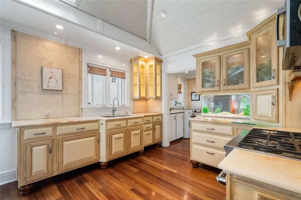 1285 W 23rd Street San Pedro, CA 90731