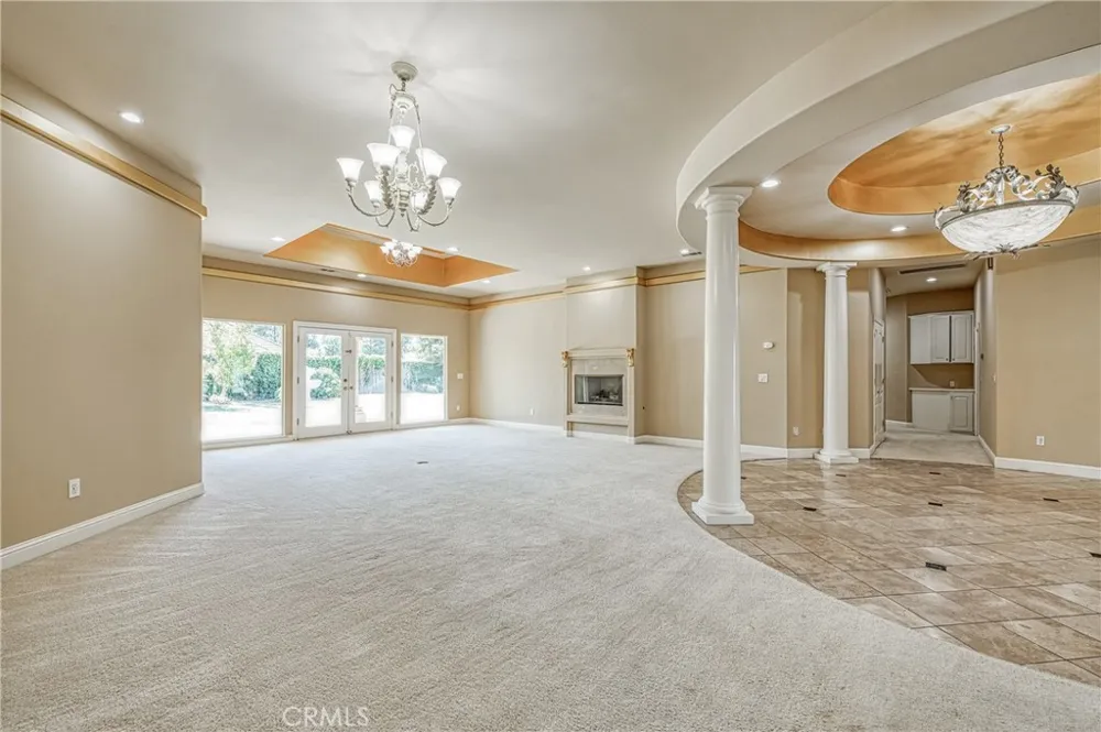 333 W River Court Fresno, CA 93711