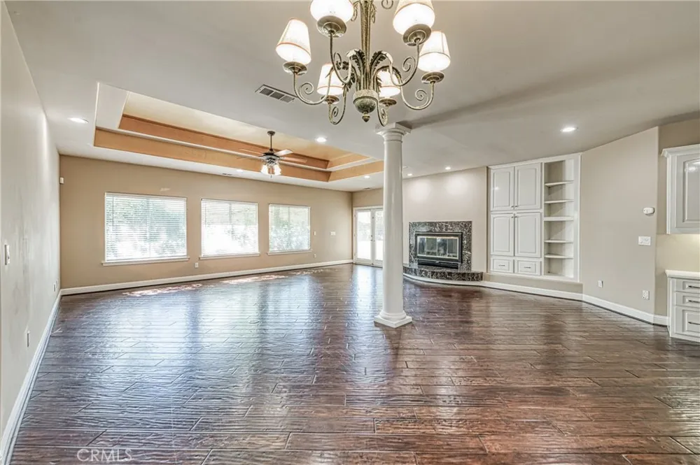 333 W River Court Fresno, CA 93711