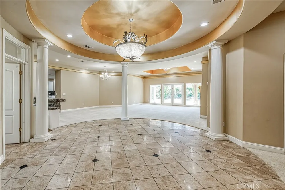 333 W River Court Fresno, CA 93711