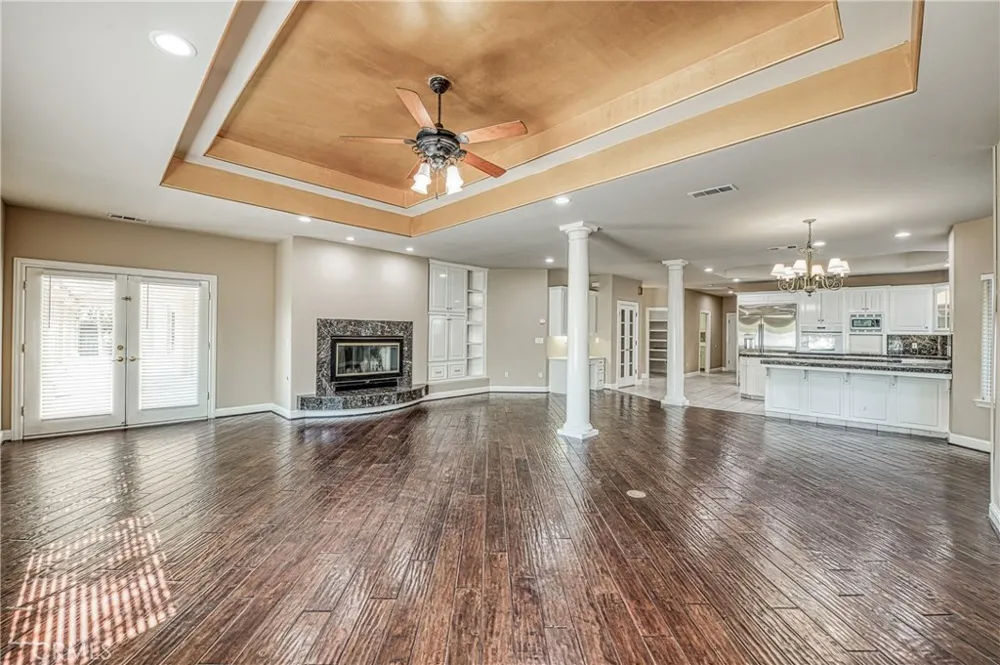 333 W River Court Fresno, CA 93711