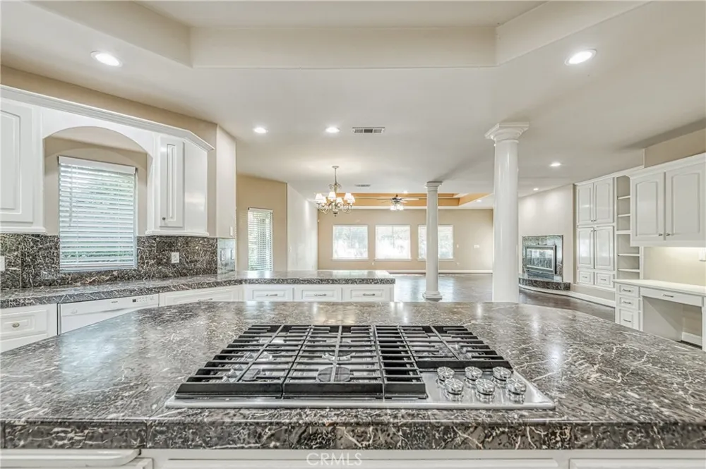 333 W River Court Fresno, CA 93711