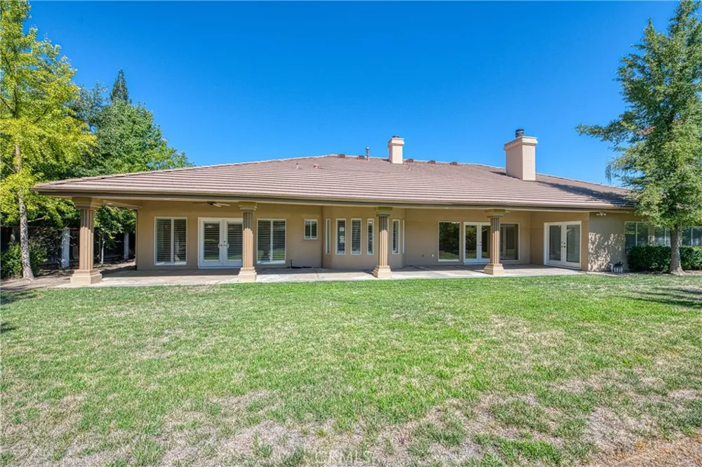 333 W River Court Fresno, CA 93711