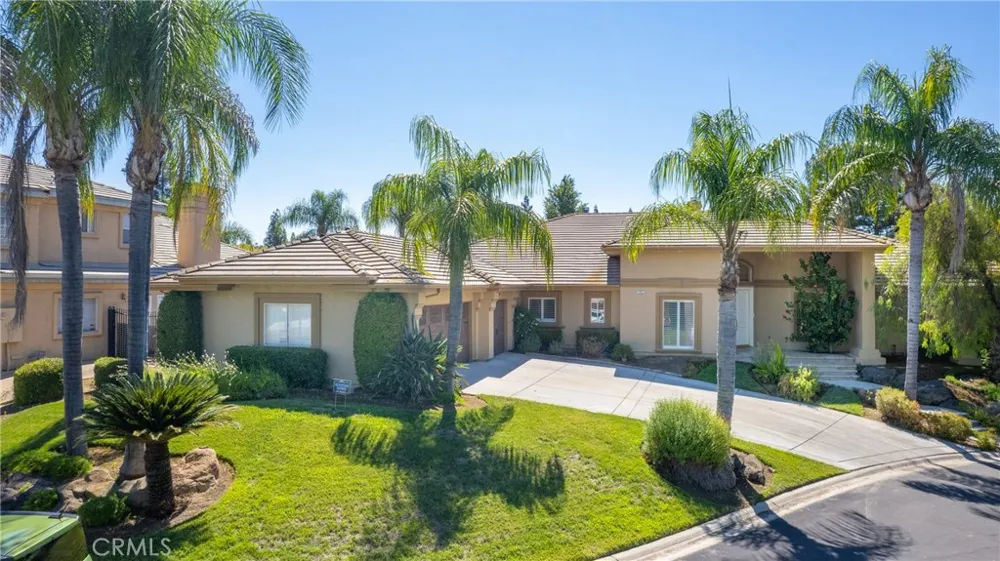 333 W River Court Fresno, CA 93711