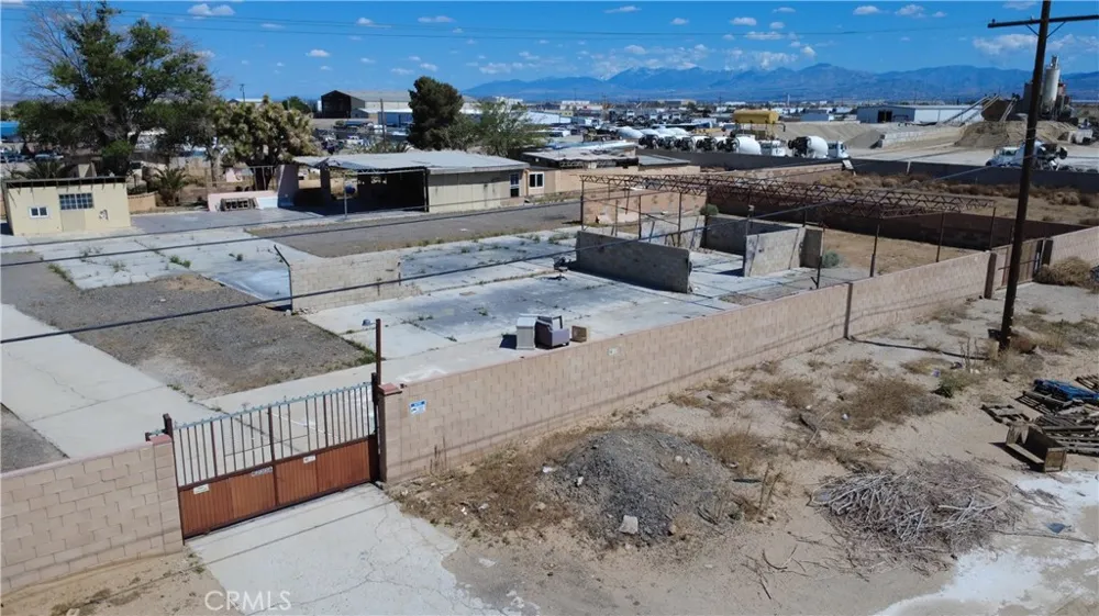 42336 5th Street E Lancaster, CA 93535