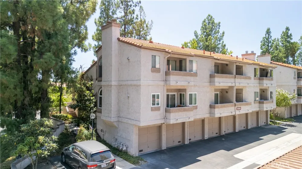 23201 Sherman Way #G West Hills, CA 91307