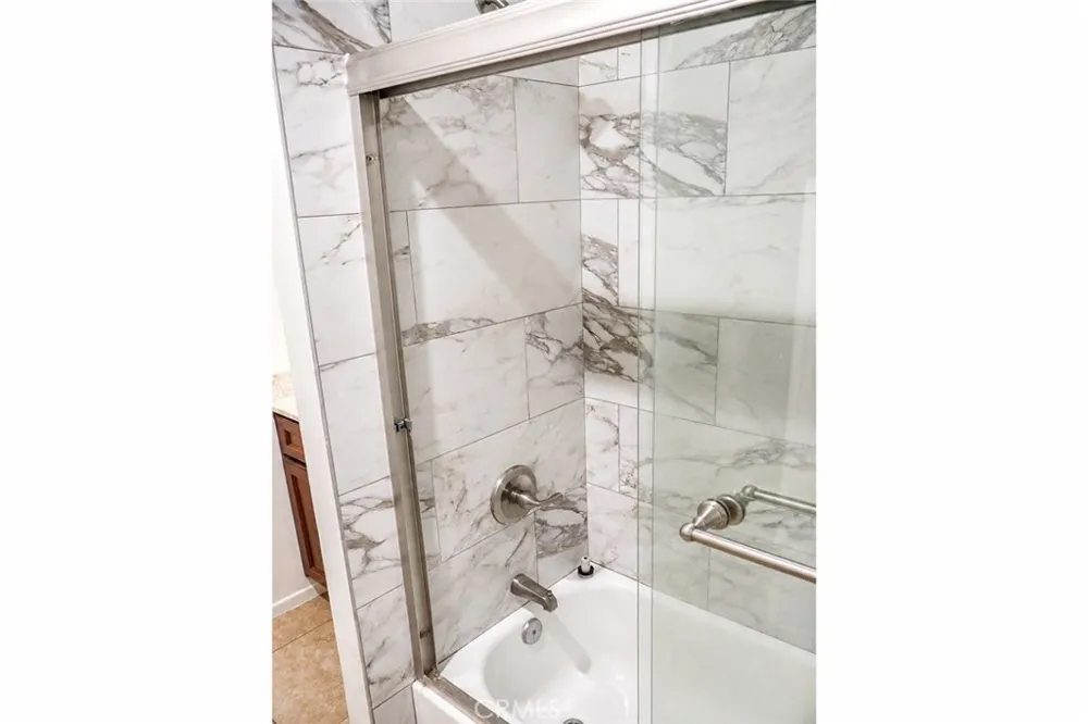 1741 Neil Armstrong #208 Montebello, CA 90640