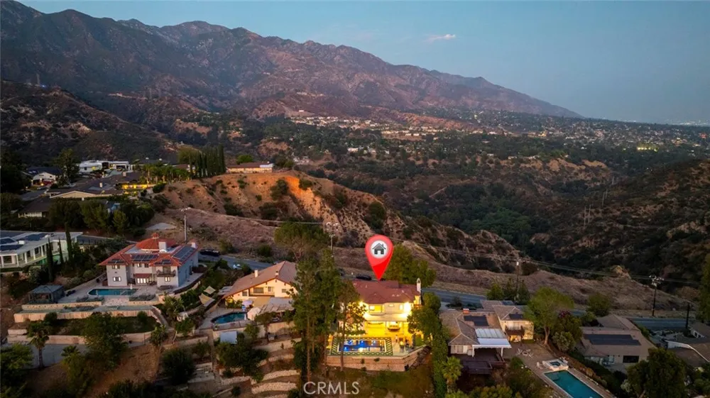 350 Starlight Crest La Canada Flintridge, CA 91011