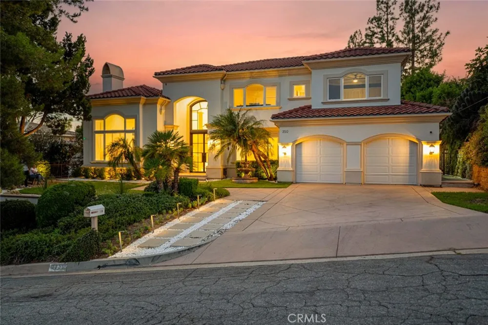350 Starlight Crest La Canada Flintridge, CA 91011