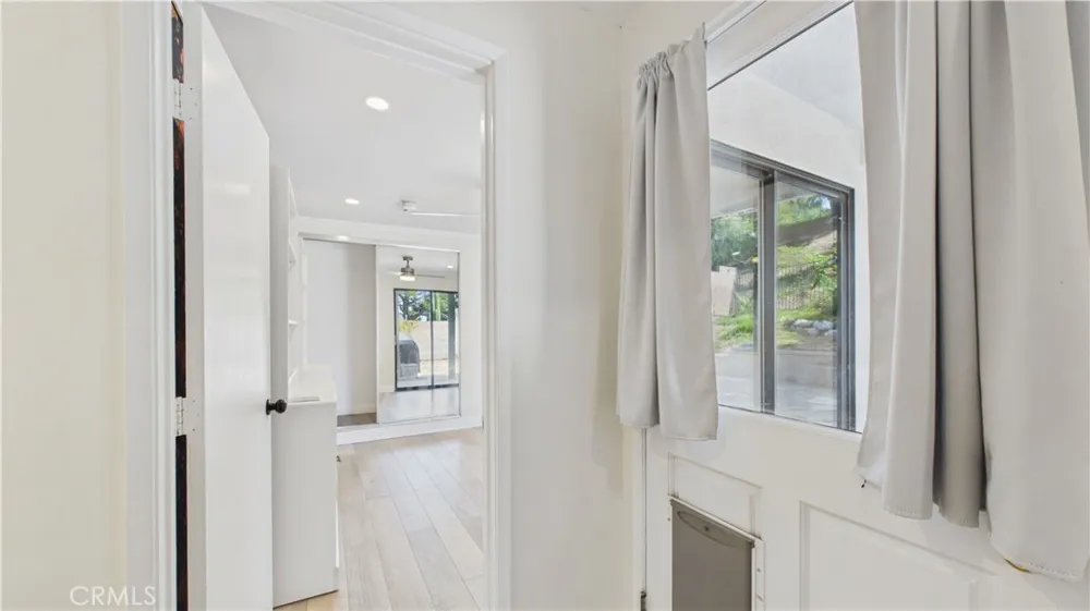 7838 Ellenbogen Street Sunland, CA 91040