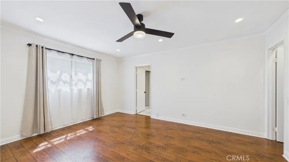 7838 Ellenbogen Street Sunland, CA 91040