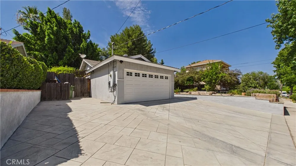 7838 Ellenbogen Street Sunland, CA 91040