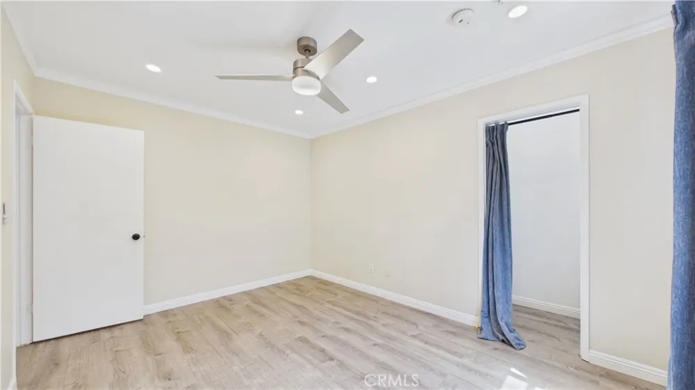 7838 Ellenbogen Street Sunland, CA 91040