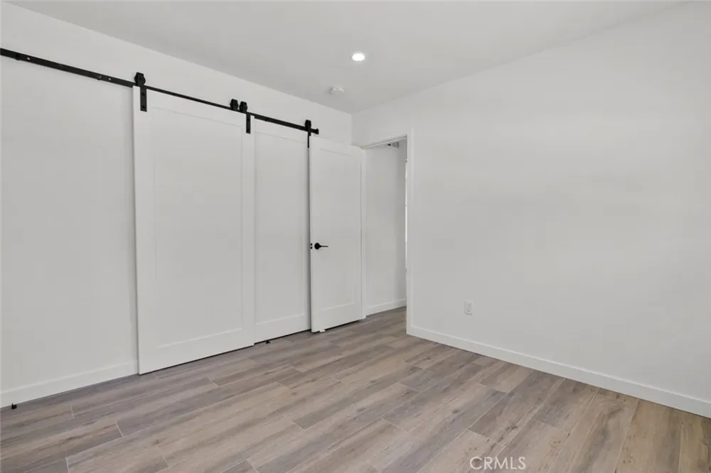 1757 June Lane Glendale, CA 91208
