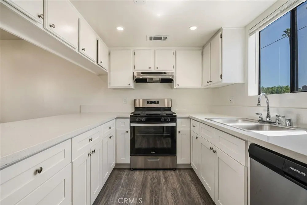 1129 Linden Avenue #3 Glendale, CA 91201