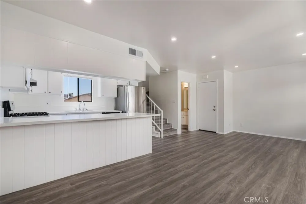 1129 Linden Avenue #3 Glendale, CA 91201