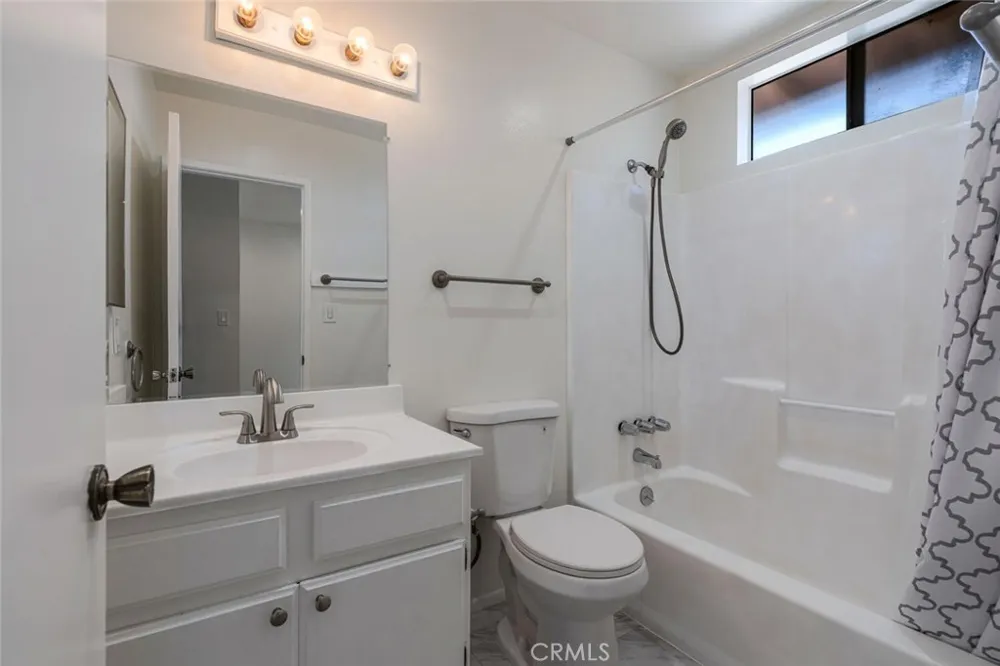 1129 Linden Avenue #3 Glendale, CA 91201