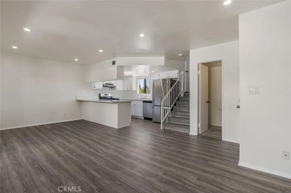 1129 Linden Avenue #3 Glendale, CA 91201