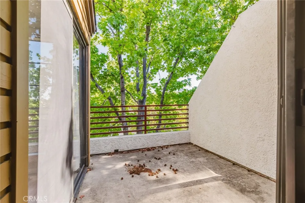 400 Louise #303 Glendale, CA 91206