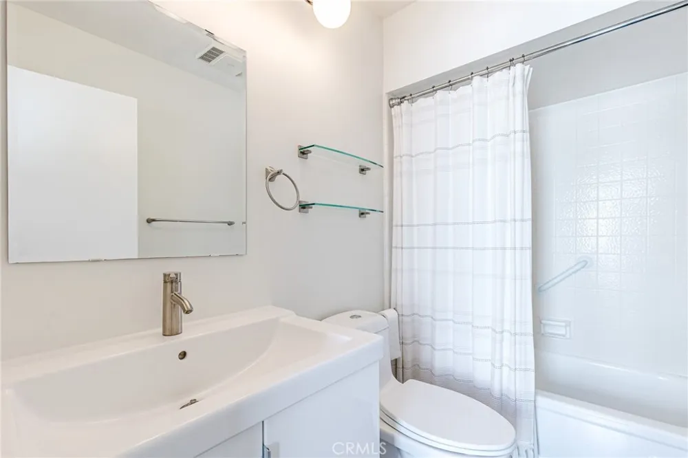400 Louise #303 Glendale, CA 91206