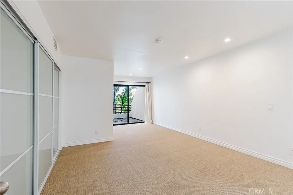 400 Louise #303 Glendale, CA 91206