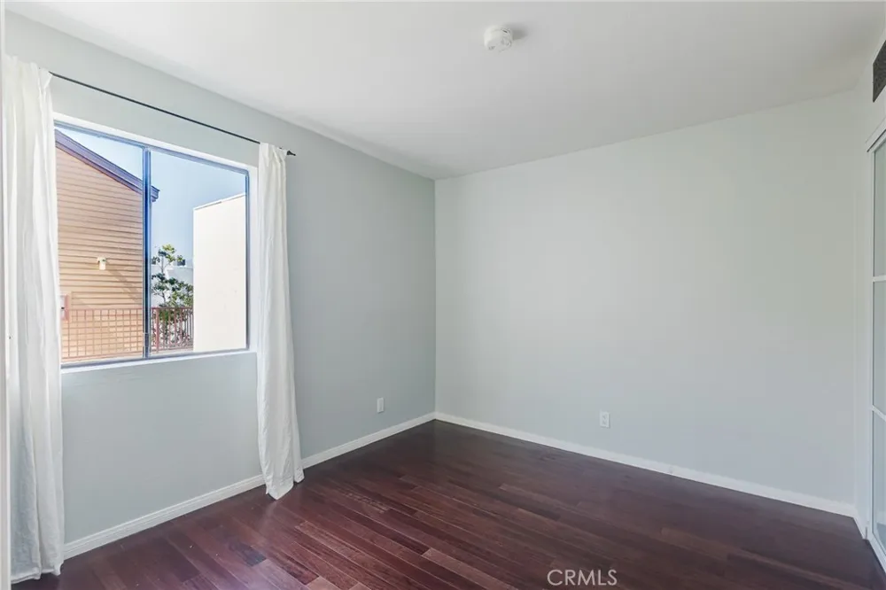 400 Louise #303 Glendale, CA 91206