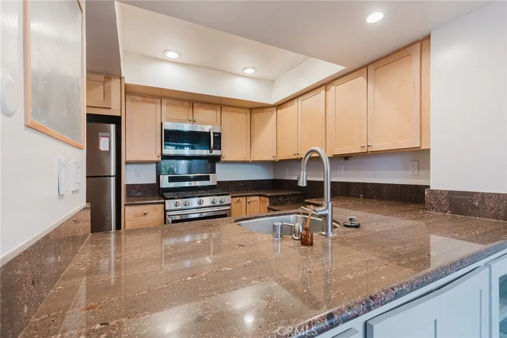 400 Louise #303 Glendale, CA 91206
