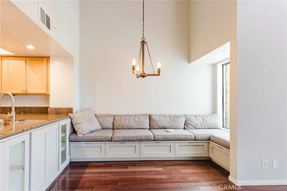 400 Louise #303 Glendale, CA 91206