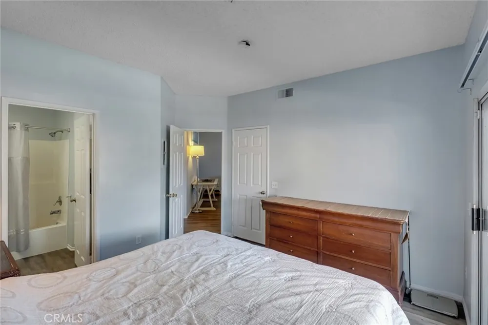 19149 Palo Verde Drive Apple Valley, CA 92308