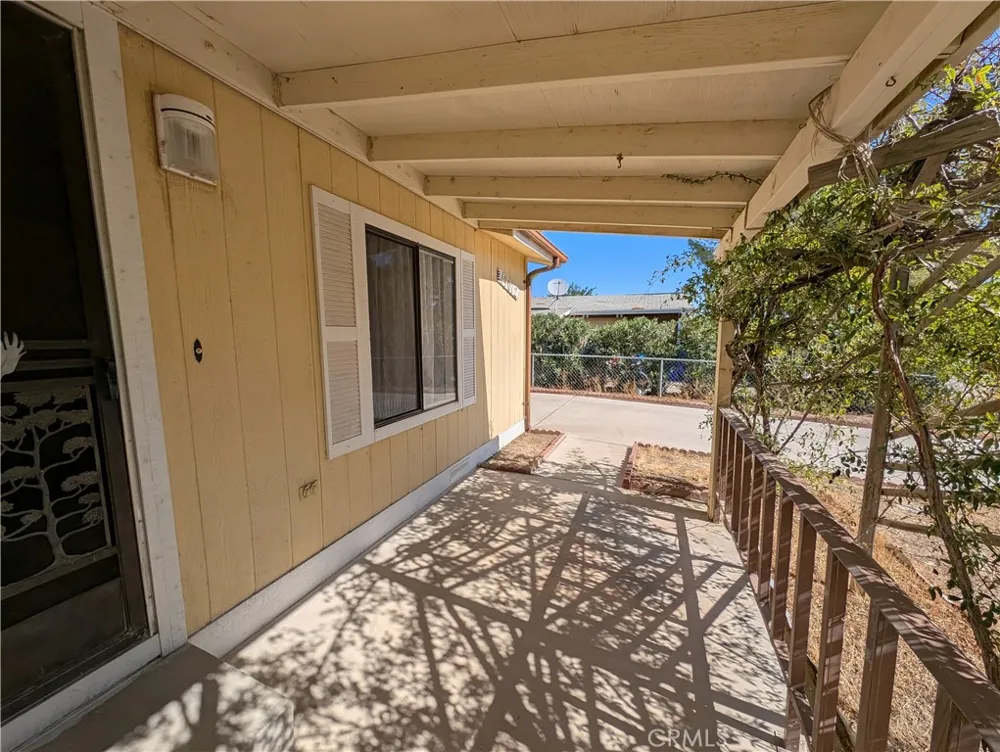 19012 Panther Avenue Adelanto, CA 92301