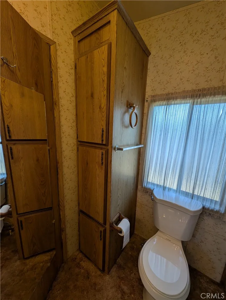 19012 Panther Avenue Adelanto, CA 92301