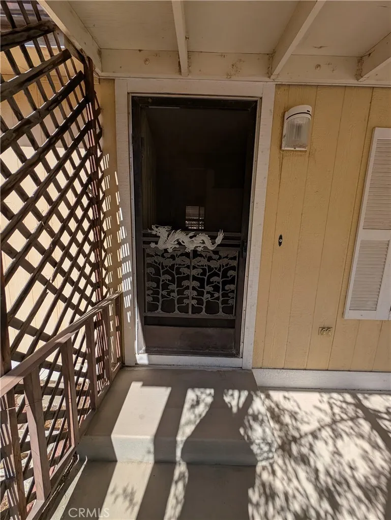 19012 Panther Avenue Adelanto, CA 92301