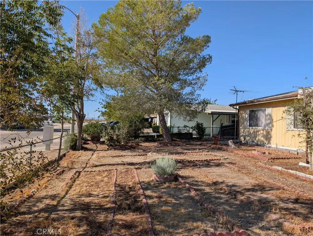 19012 Panther Avenue Adelanto, CA 92301