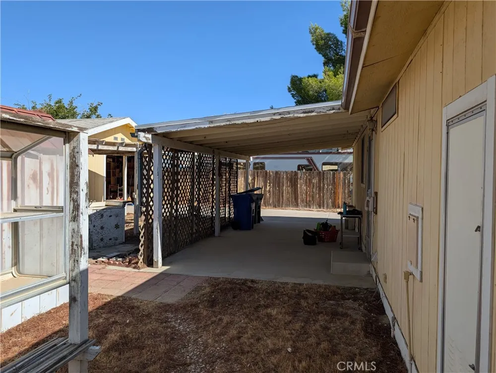 19012 Panther Avenue Adelanto, CA 92301