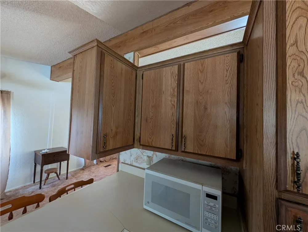 19012 Panther Avenue Adelanto, CA 92301