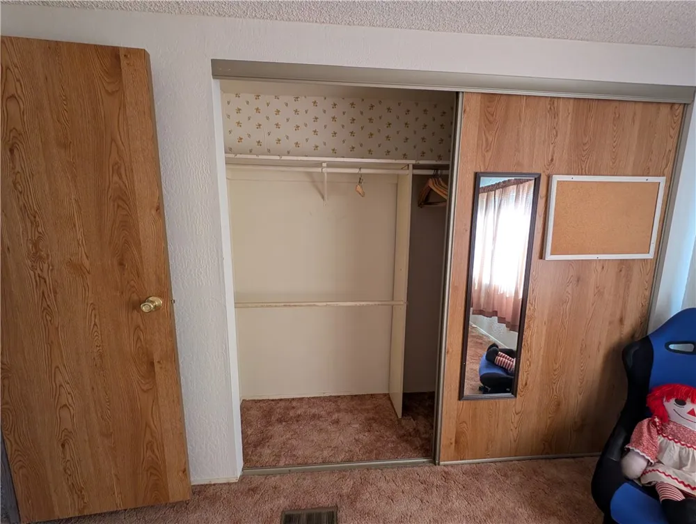 19012 Panther Avenue Adelanto, CA 92301