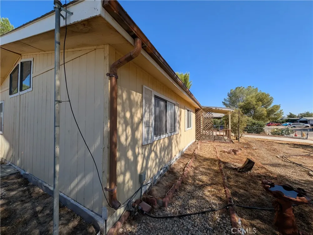 19012 Panther Avenue Adelanto, CA 92301