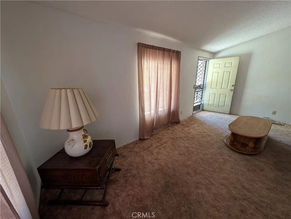 19012 Panther Avenue Adelanto, CA 92301