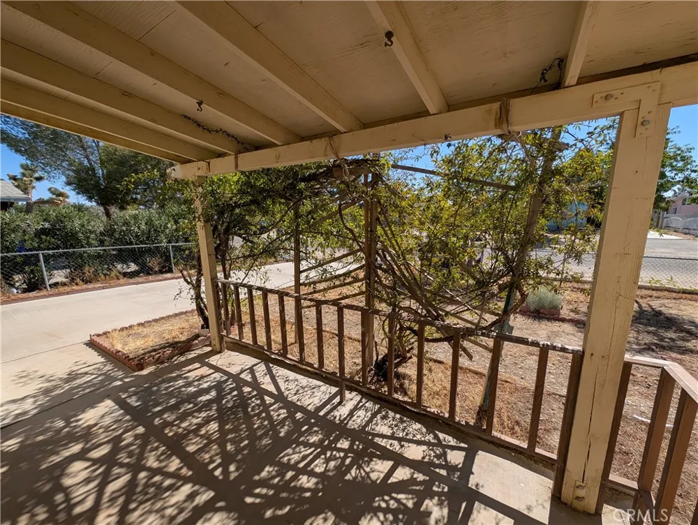 19012 Panther Avenue Adelanto, CA 92301